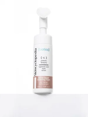 Výhodná Nabídka Skincyclopedia Biotics Barrier Boost Čisticí pěna s probiotiky a masážním kartáčkem 150 mL
