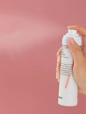 COSRX Pleťová mlha a fixátor makeupu Balancium Comfort Ceramide Cream Mist (120 ml) Značkový