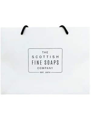 Dárková taška Scottish Fine SoapsRozměry: 26 ×20 ×11 cm Cenová Bomba