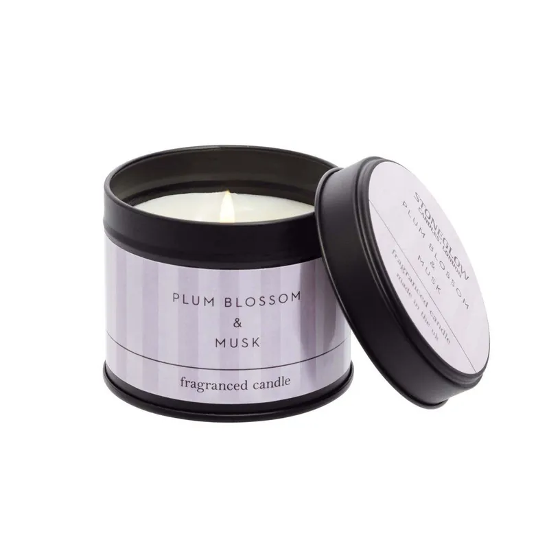 Plum Blossom & MuskVonná svíčka, 140 g Nová Kolekce