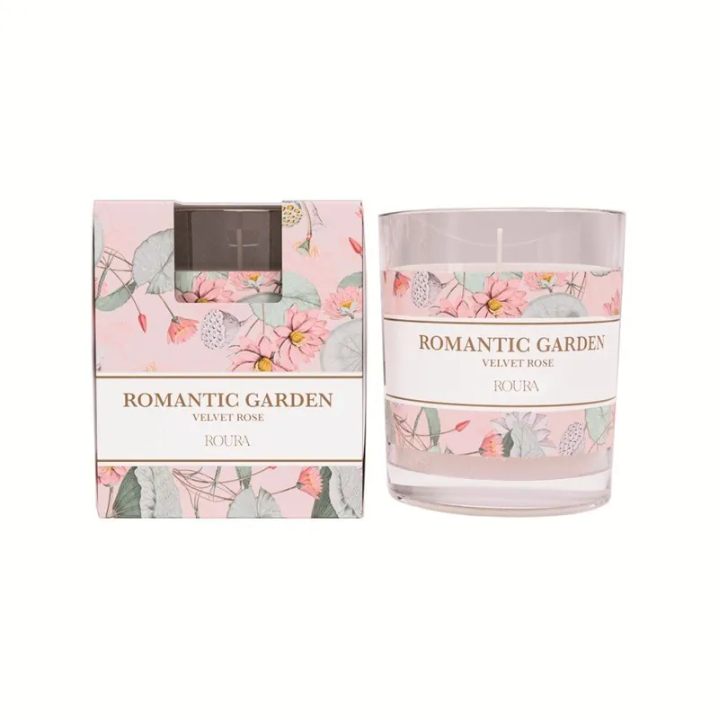 Romantic Garden - Velvet RoseVonná svíčka, 130 g Nakupujte Hned