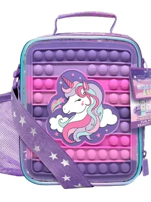 Výhodná Nabídka Unicorn - sada s péčí o tělo, 4 kshravá dětská sada tělových produktů s vůní cukrovinek v pop it batůžku