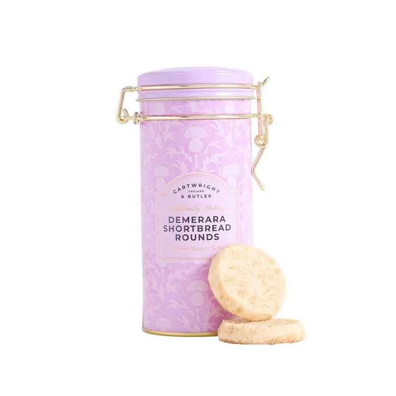 Demerara Shortbread RoundsSušenky s cukrem Demerara, v plechové dóze, 150 g Kup Teď