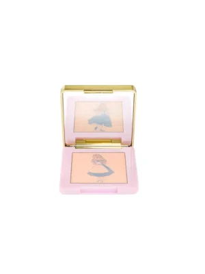 Catrice Disney Alice in Wonderland Luminizing Compact Powder – 6,3 g Omezená Nabídka